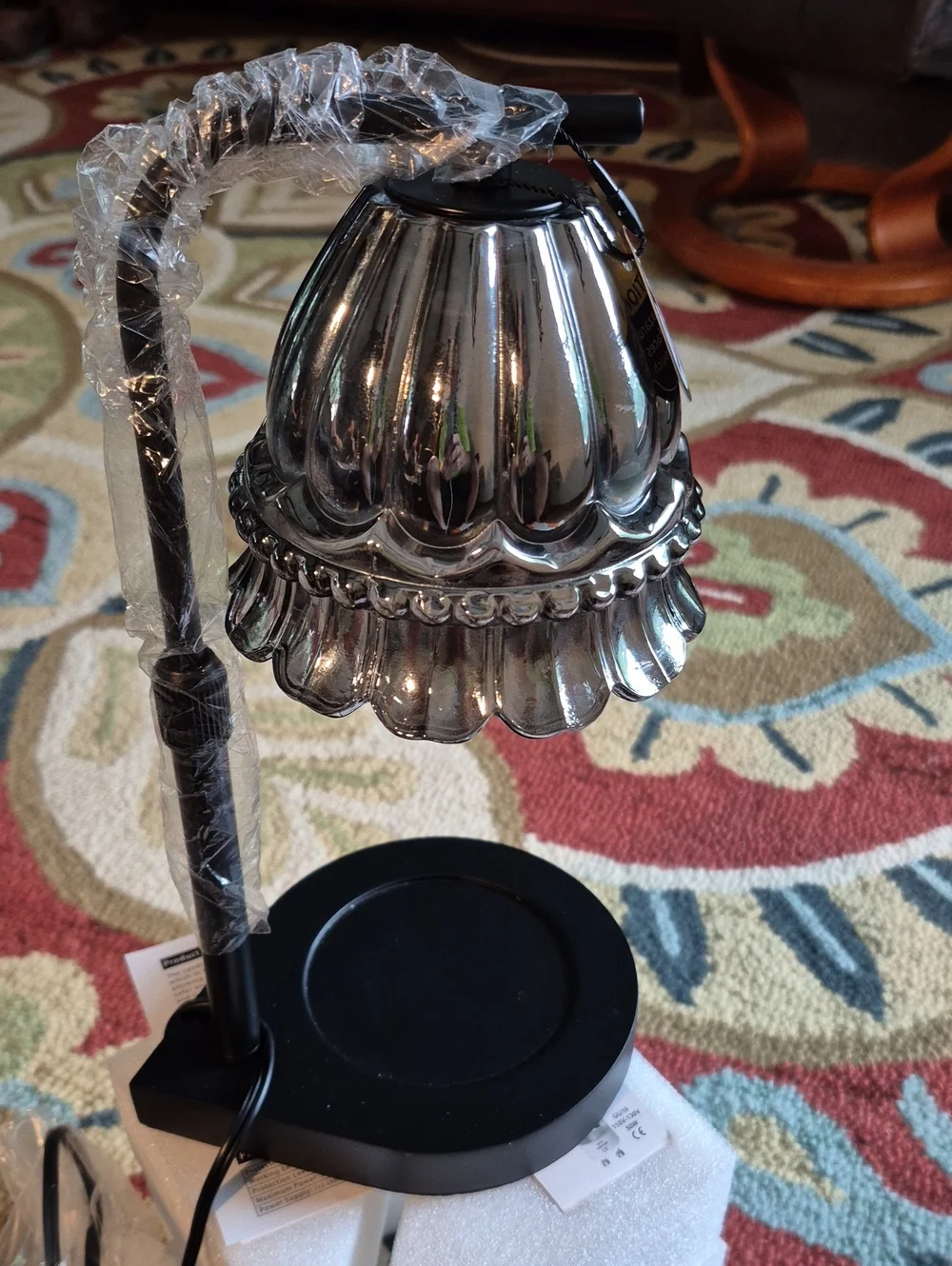 Scented Candle Warmer W/remote And 3 Bulbs. GREAT GIFT